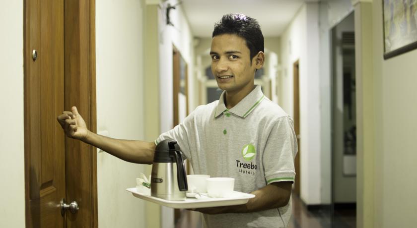 Hotel Treebo Palm Tree Palam Vihar à Gurgaon Extérieur photo