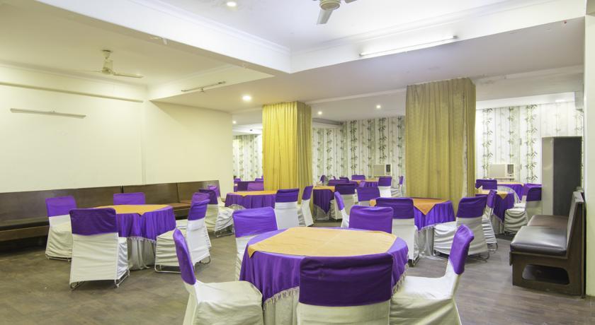 Hotel Treebo Palm Tree Palam Vihar à Gurgaon Extérieur photo