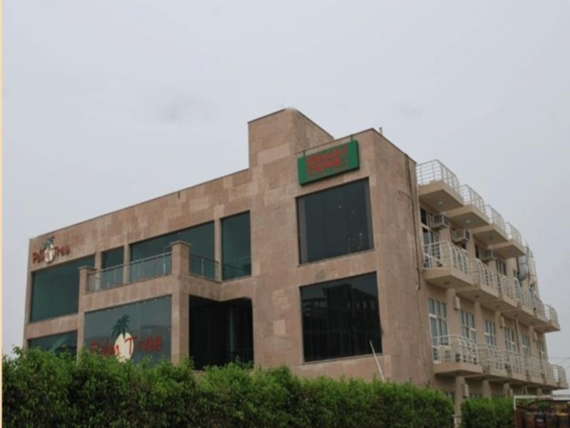Hotel Treebo Palm Tree Palam Vihar à Gurgaon Extérieur photo